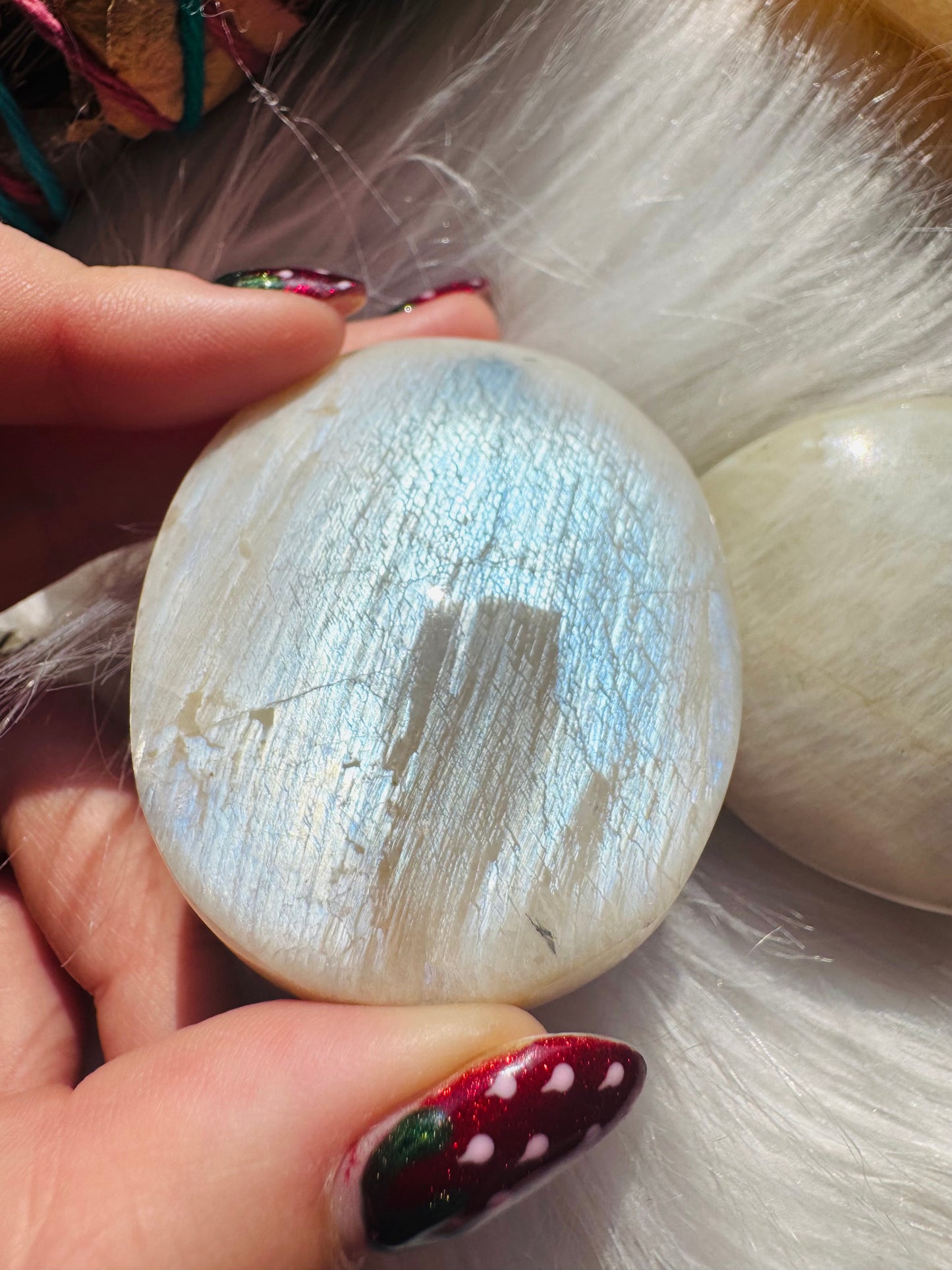 Moonstone Palm Stone